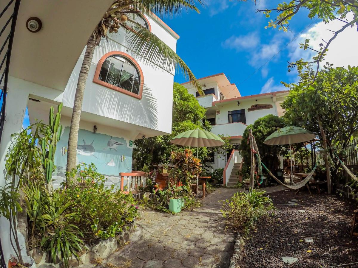 Casa De Nelly Puerto Baquerizo Moreno Exterior foto