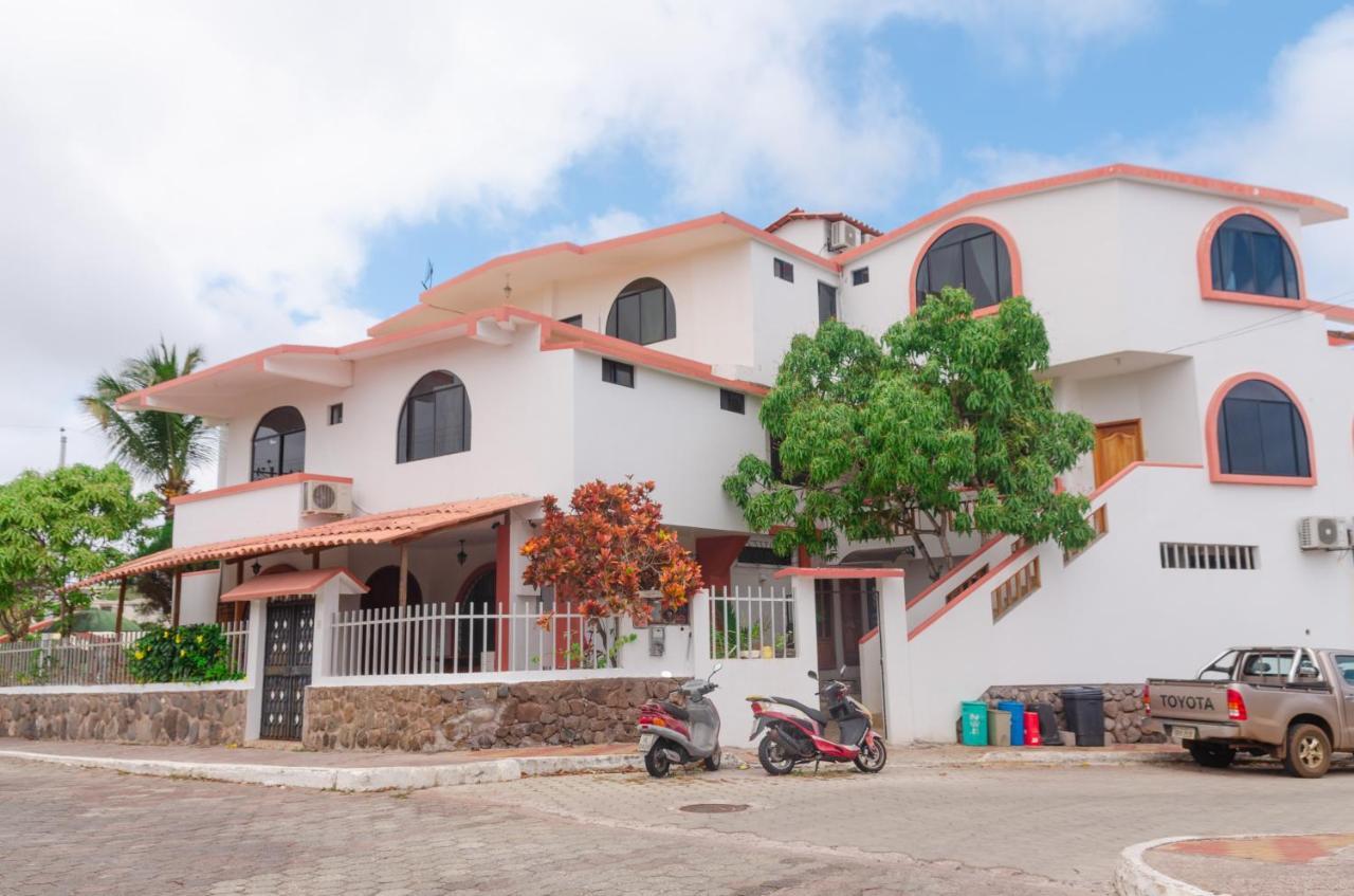 Casa De Nelly Puerto Baquerizo Moreno Exterior foto